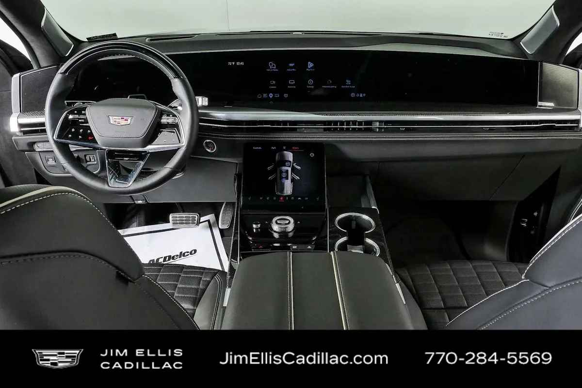 2025 Cadillac Escalade Escalade-V thumbnail 20