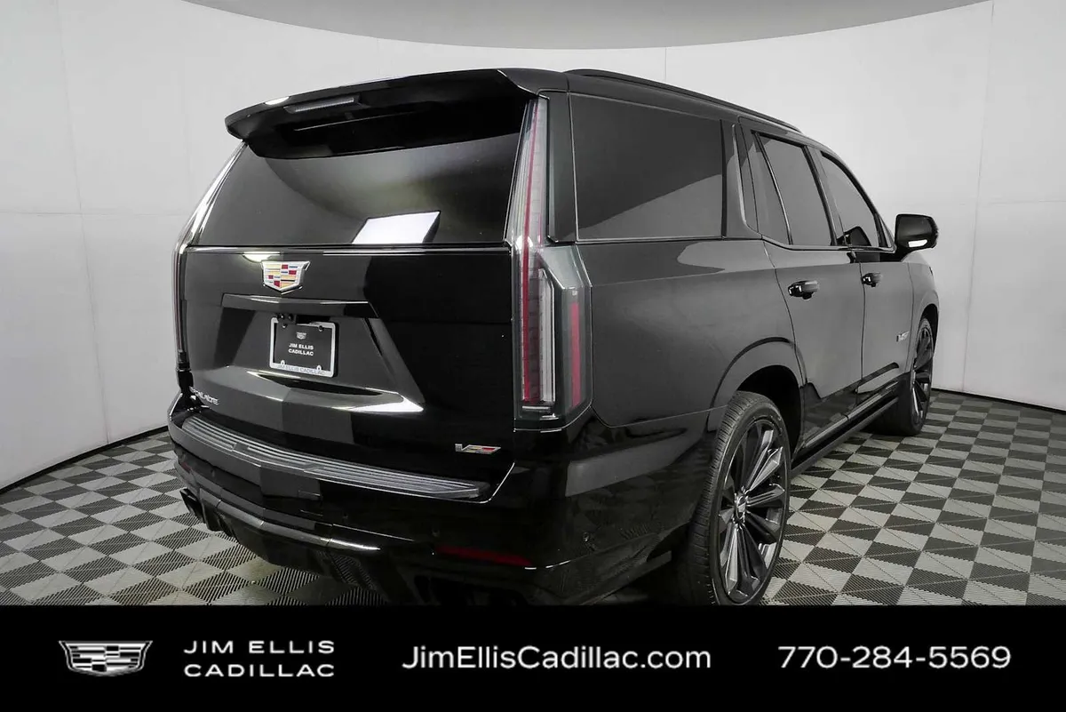 2025 Cadillac Escalade Escalade-V thumbnail 3