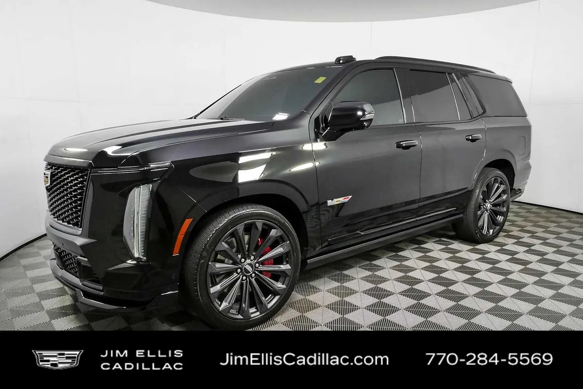 2025 Cadillac Escalade Escalade-V thumbnail 30