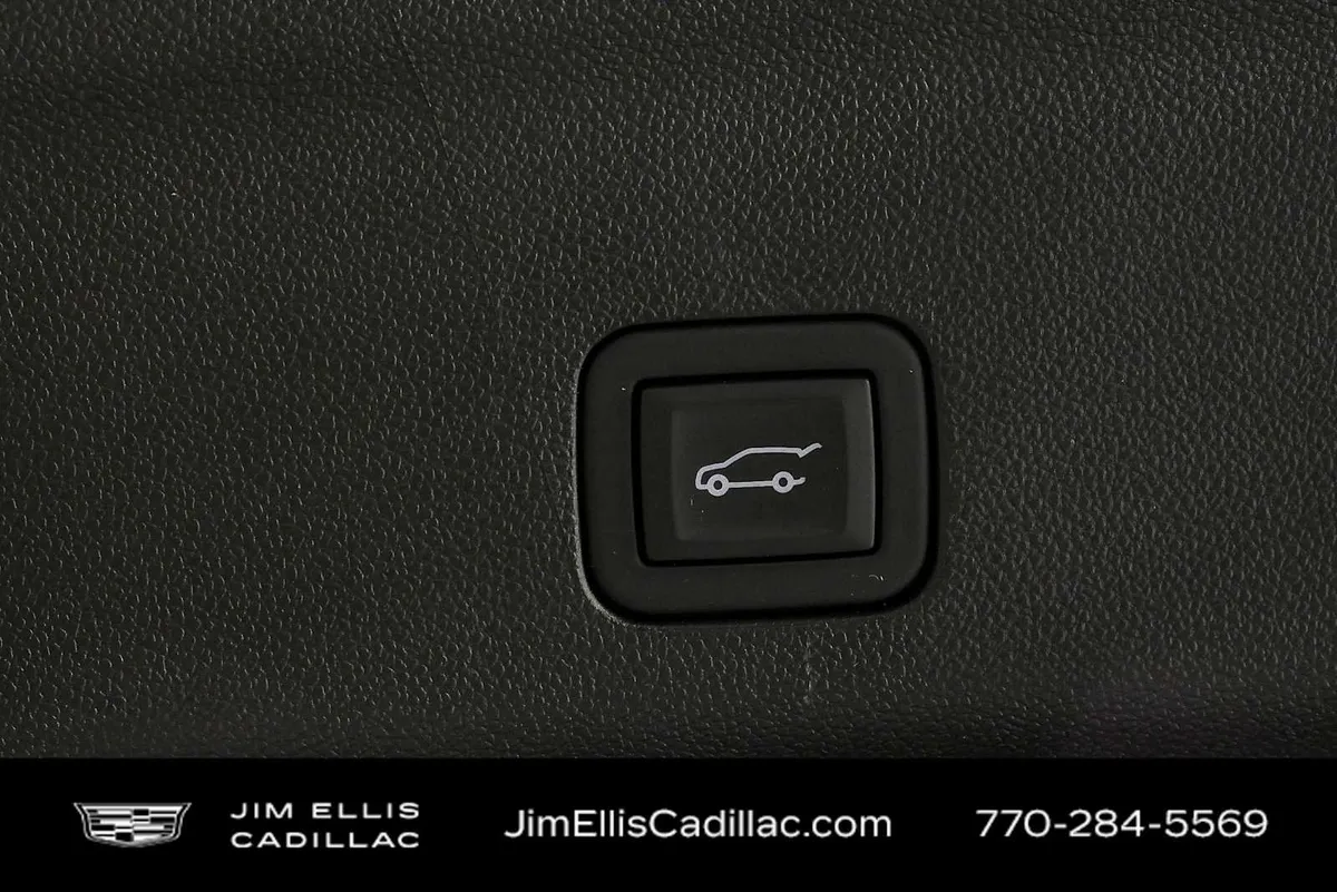 2025 Cadillac Escalade Escalade-V thumbnail 35