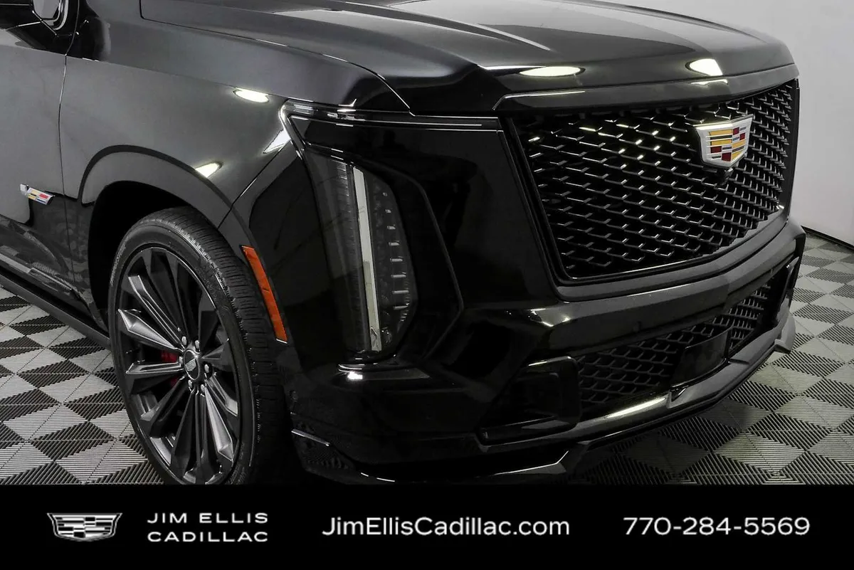 2025 Cadillac Escalade Escalade-V thumbnail 41