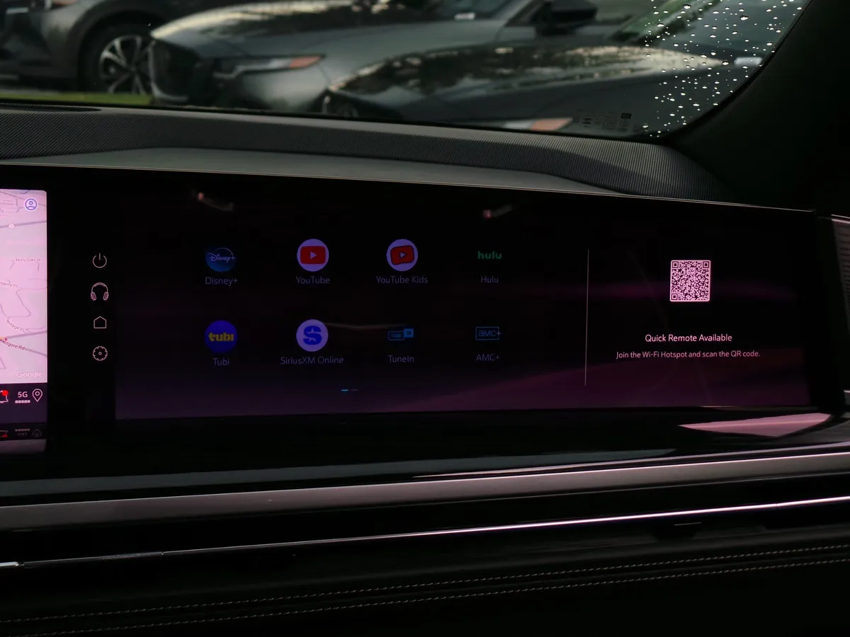 2025 CADILLAC Escalade ESV 4WD Sport thumbnail 38
