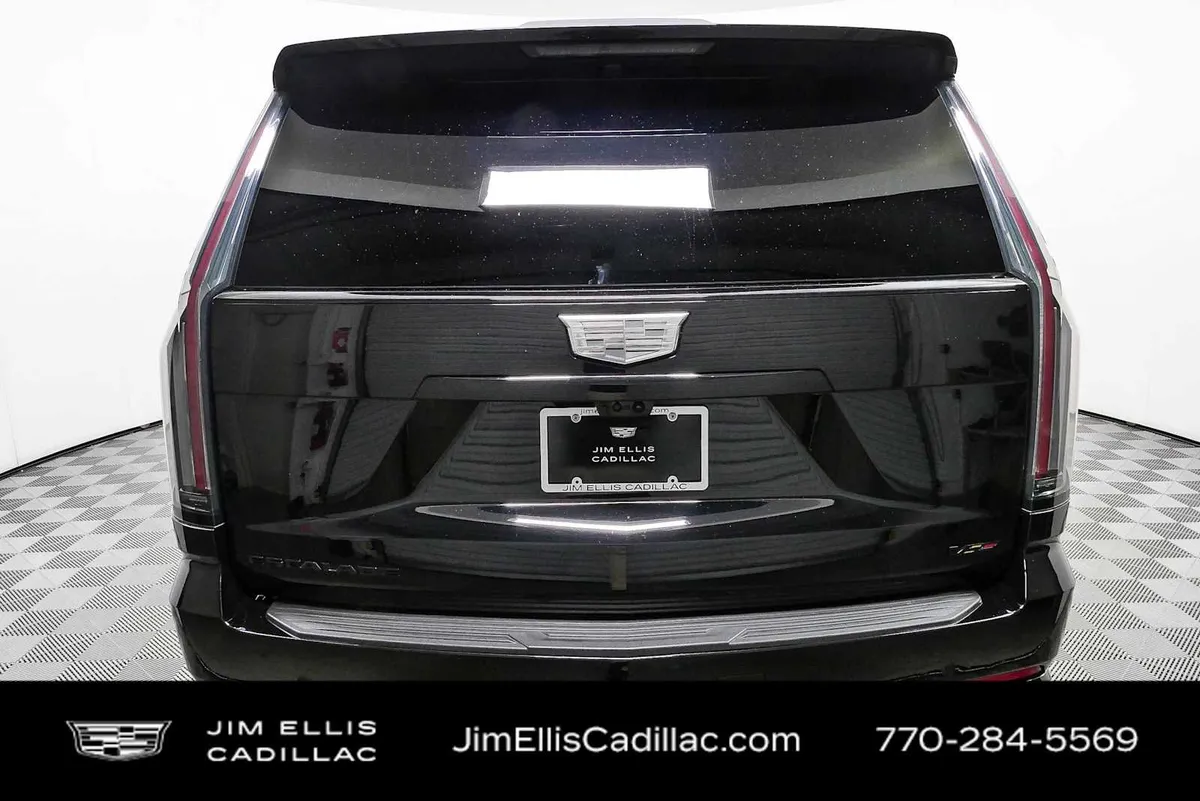 2025 Cadillac Escalade ESV Escalade-V ESV thumbnail 32