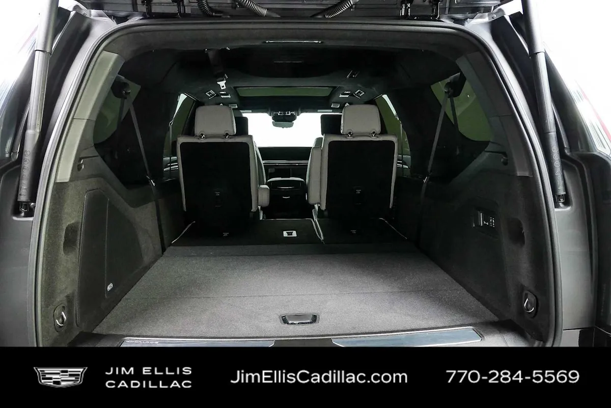 2025 Cadillac Escalade ESV Escalade-V ESV thumbnail 34