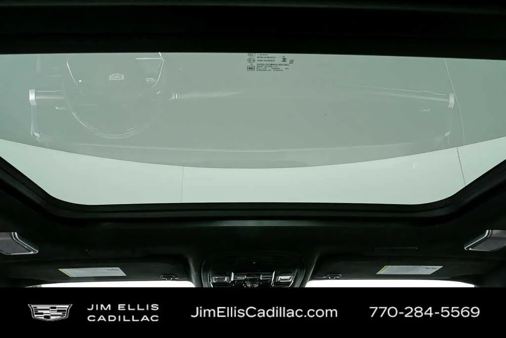2025 Cadillac Escalade ESV Sport Platinum thumbnail 22