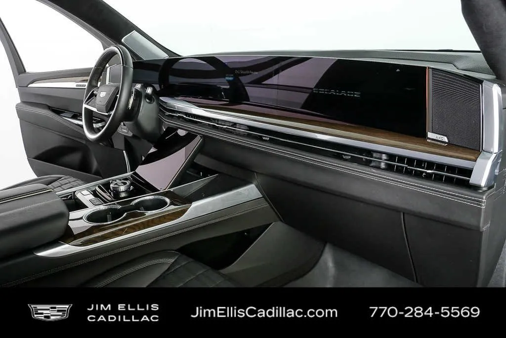 2025 Cadillac Escalade ESV Sport Platinum thumbnail 27