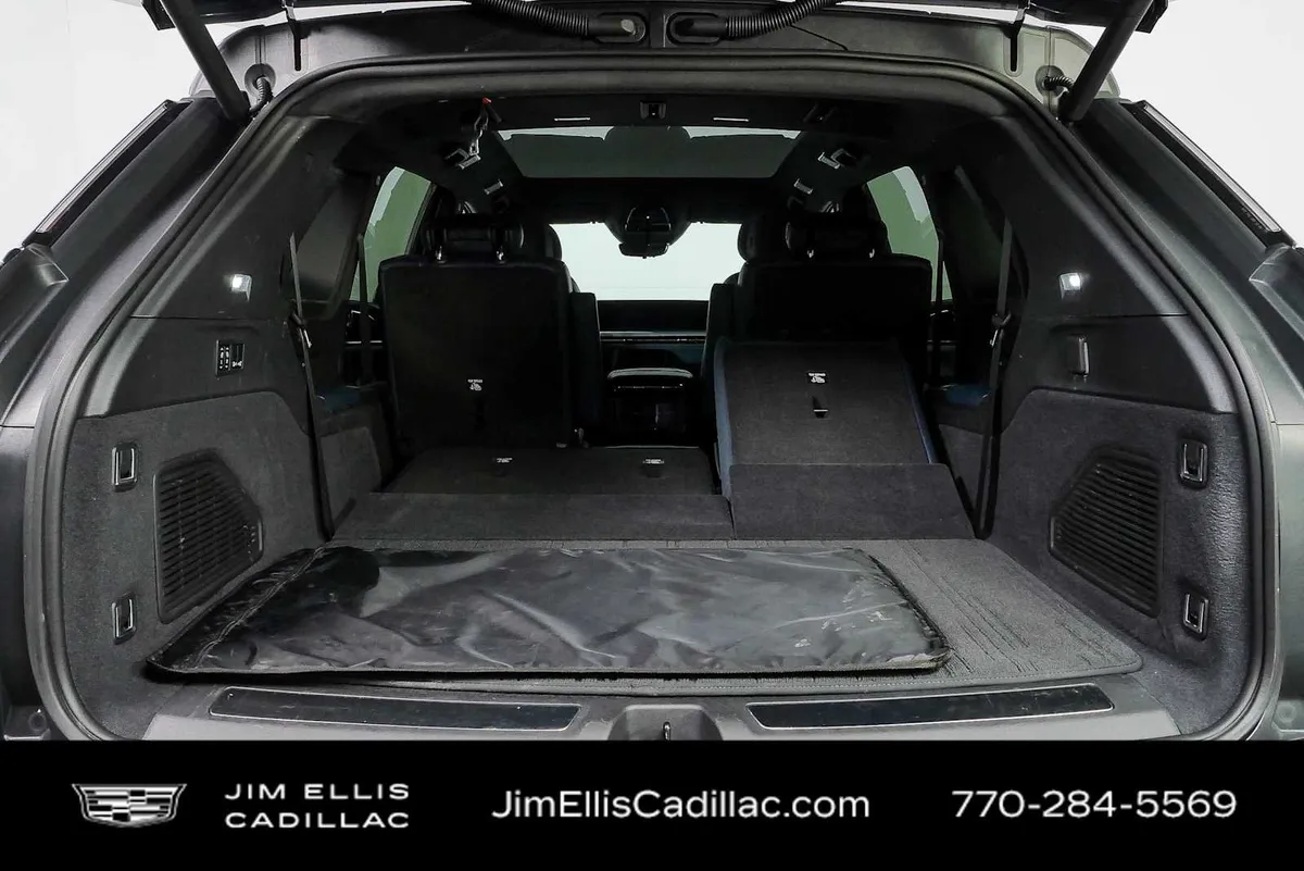2025 Cadillac ESCALADE IQ Luxury 2 thumbnail 32