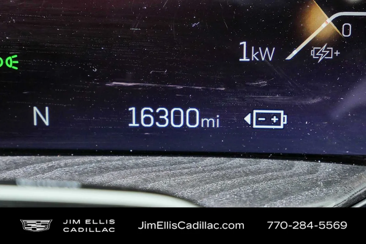 2025 Cadillac ESCALADE IQ Luxury 2 thumbnail 11