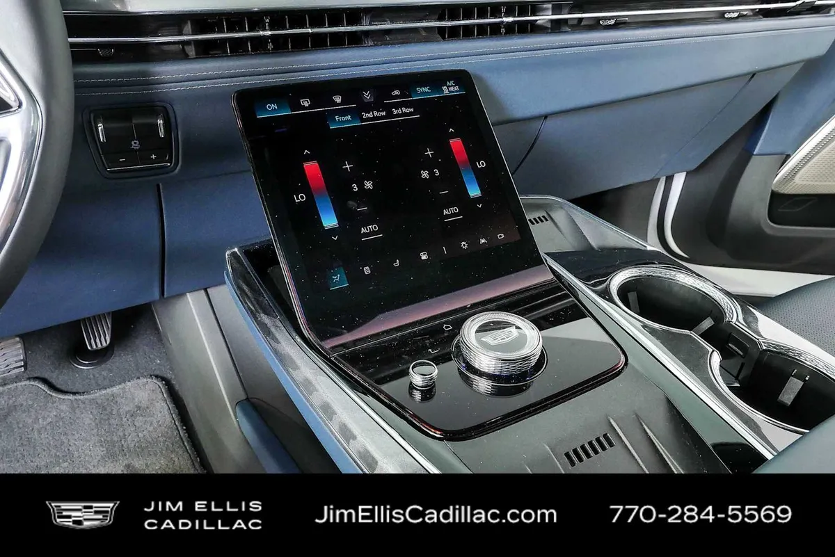2025 Cadillac ESCALADE IQ Luxury 2 thumbnail 17