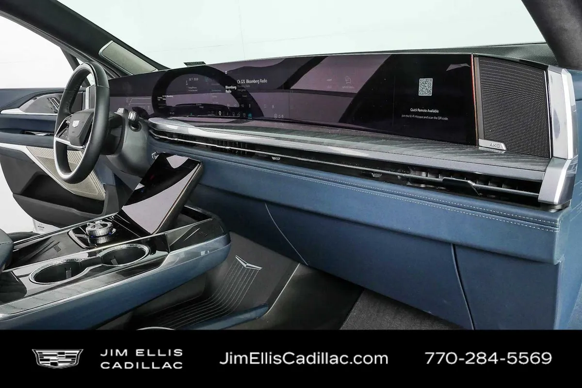 2025 Cadillac ESCALADE IQ Luxury 2 thumbnail 24