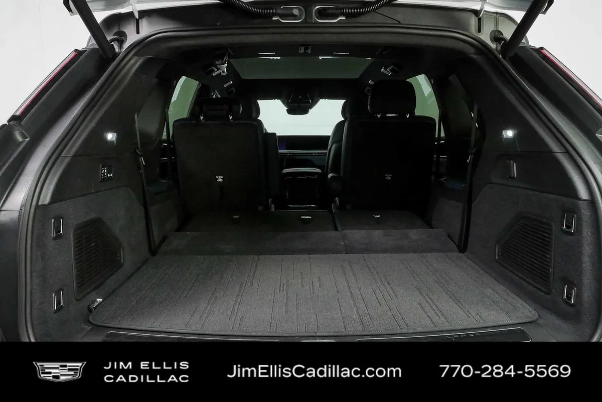 2025 Cadillac ESCALADE IQ Luxury 2 thumbnail 32