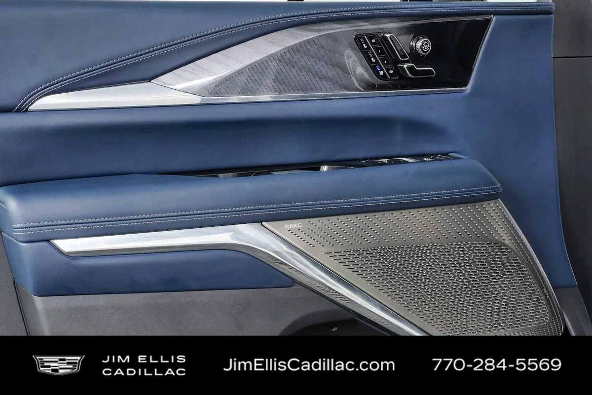 2025 Cadillac ESCALADE IQ Luxury 2 thumbnail 6