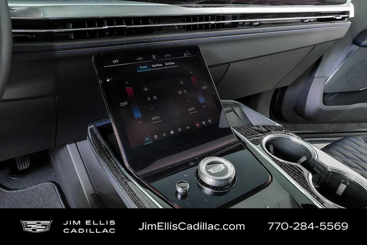 2025 Cadillac ESCALADE IQ Sport 1 thumbnail 17