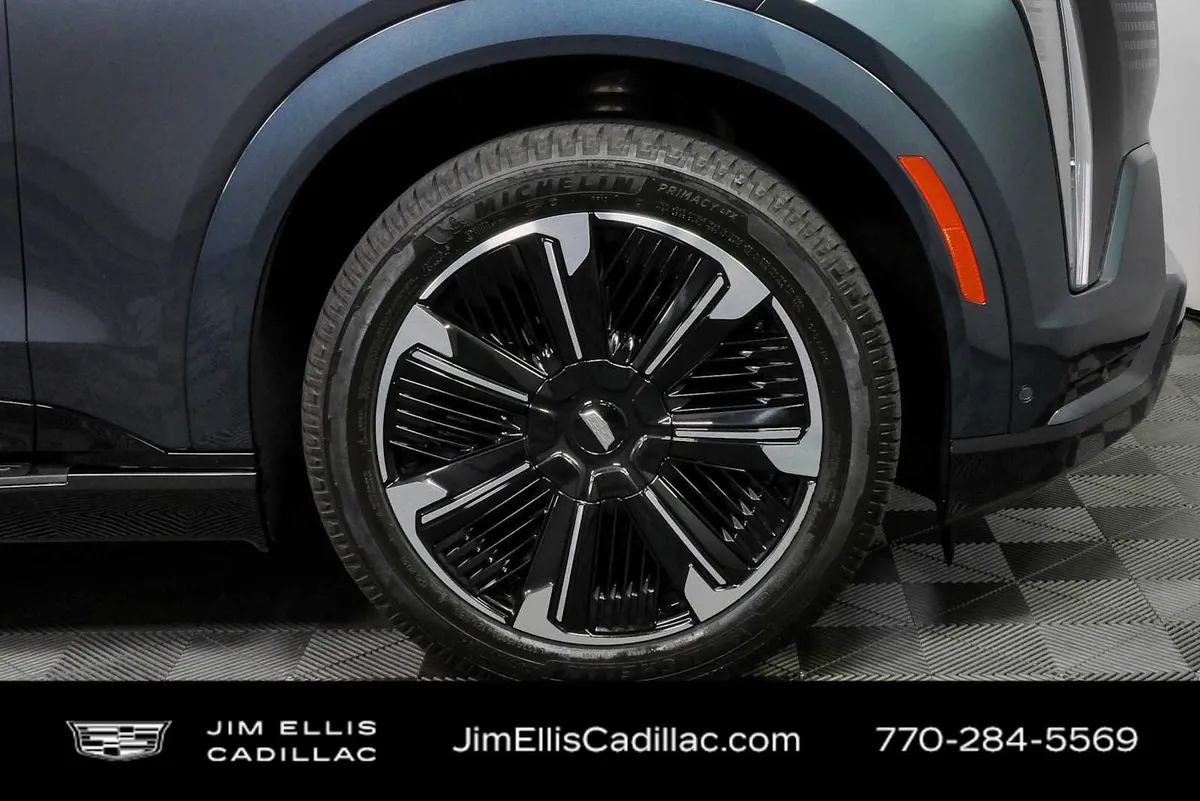 2025 Cadillac ESCALADE IQ Sport 1 thumbnail 40