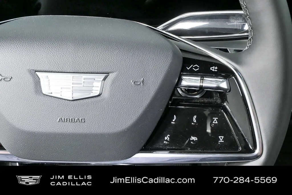 2025 Cadillac LYRIQ Luxury 1 thumbnail 10