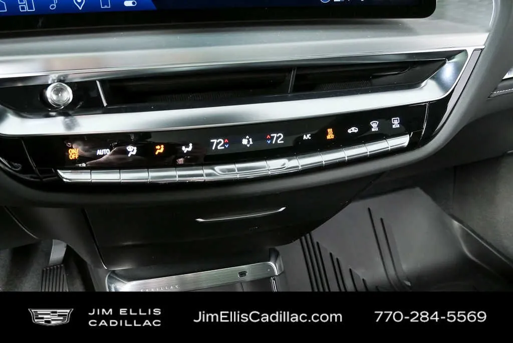2025 Cadillac LYRIQ Luxury 1 thumbnail 15