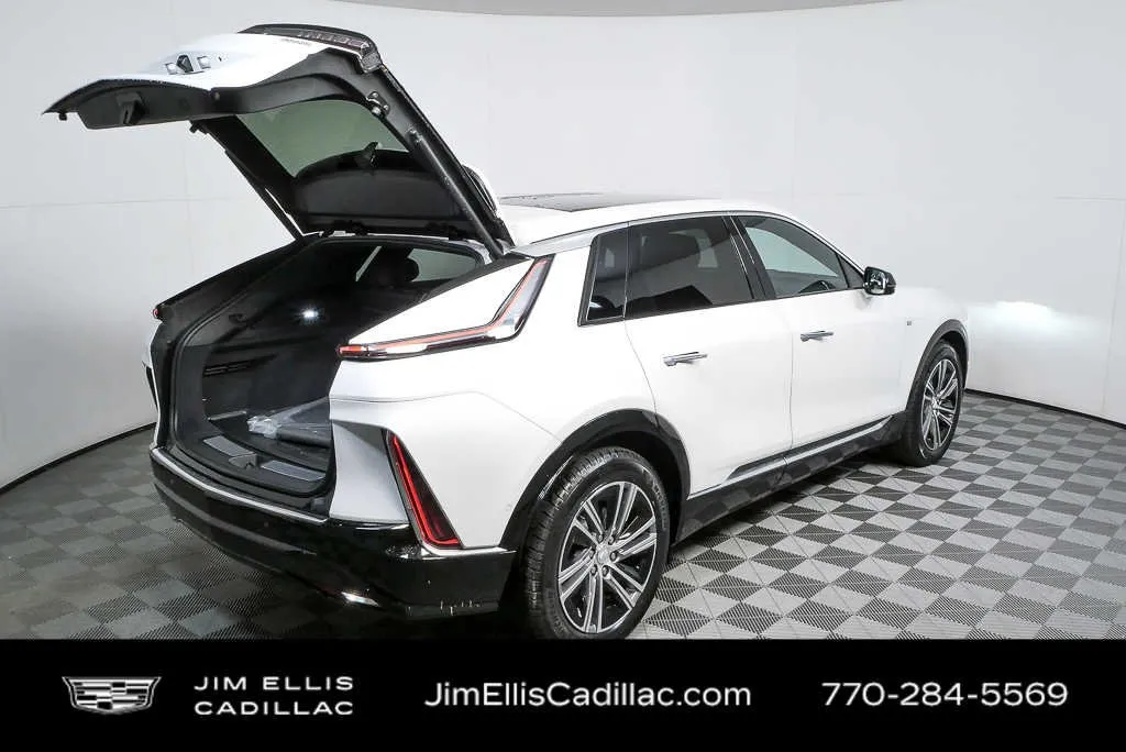 2025 Cadillac LYRIQ Luxury 1 thumbnail 25
