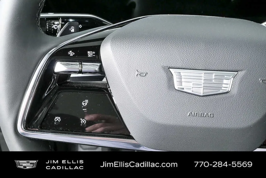 2025 Cadillac LYRIQ Luxury 1 thumbnail 9