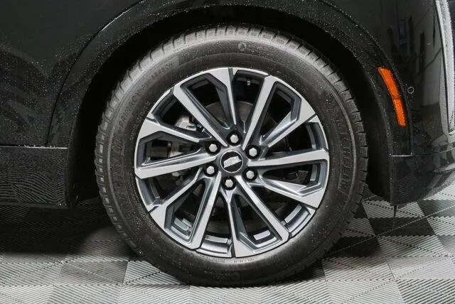 2025 Cadillac LYRIQ Sport 1 thumbnail 9