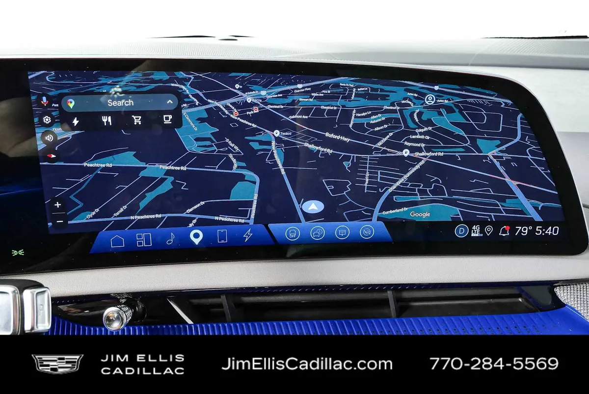 2025 Cadillac OPTIQ Luxury 1 thumbnail 15
