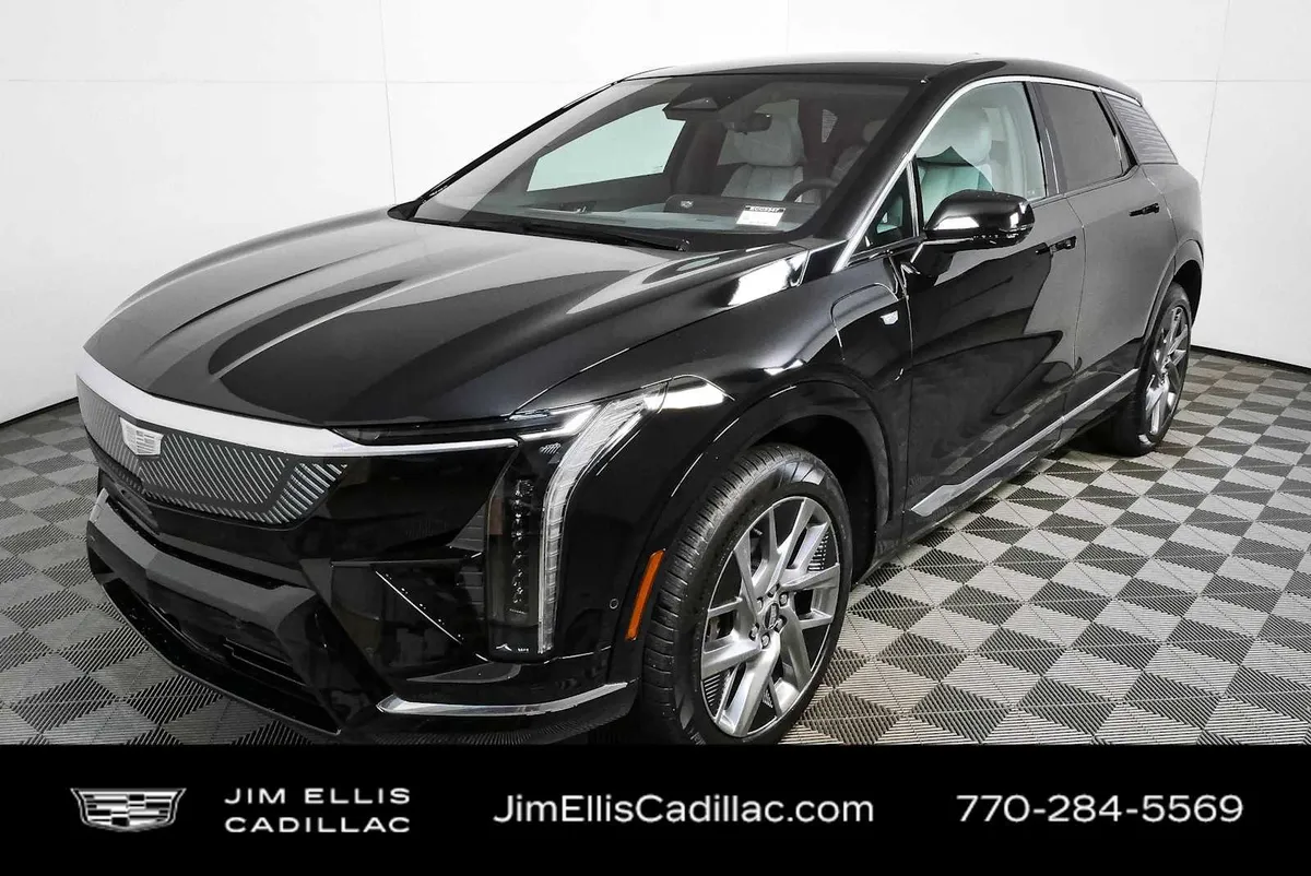 2025 Cadillac OPTIQ Luxury 1 thumbnail 32