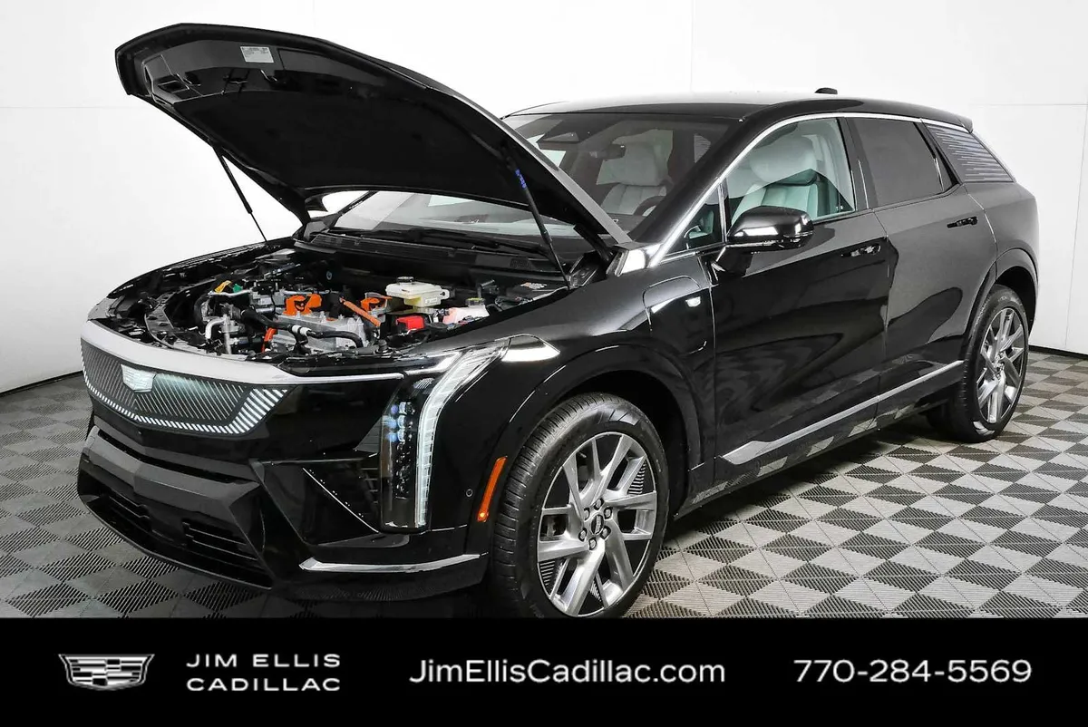 2025 Cadillac OPTIQ Luxury 1 thumbnail 33