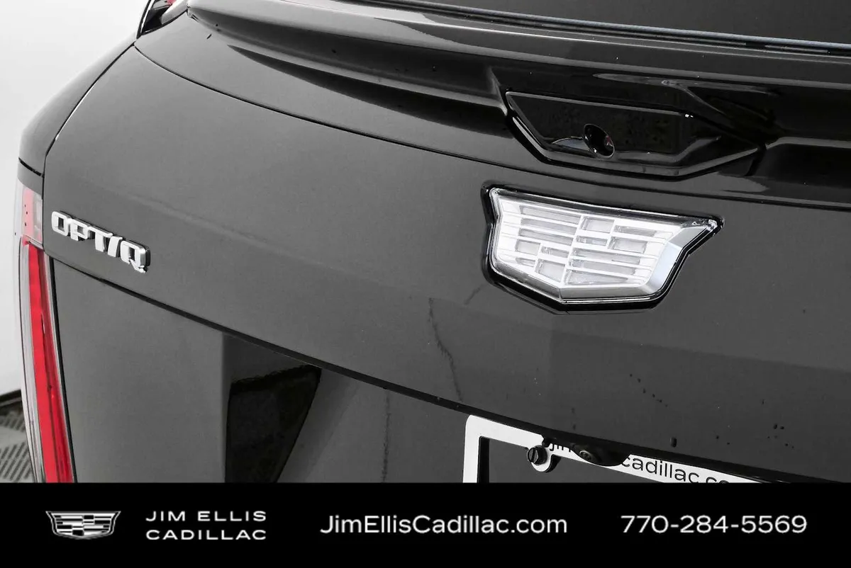 2025 Cadillac OPTIQ Luxury 1 thumbnail 36