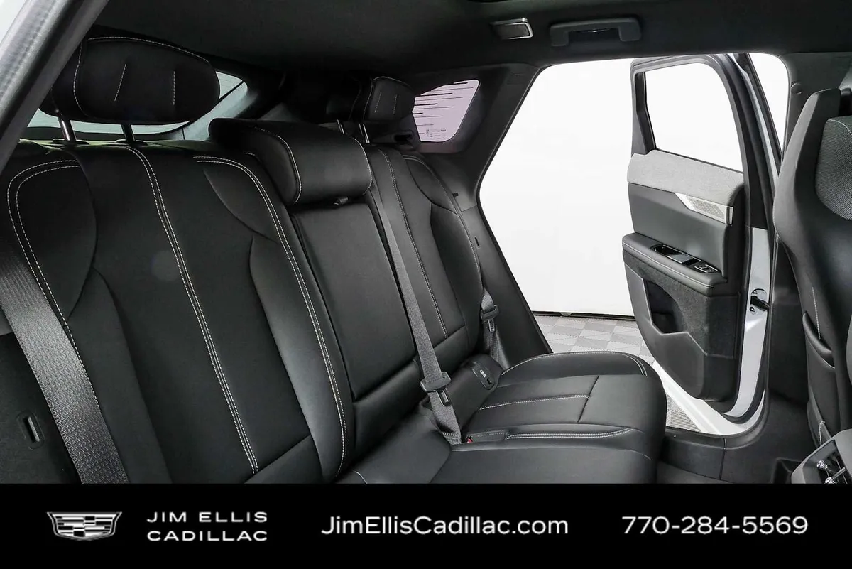 2025 Cadillac OPTIQ Luxury 1 thumbnail 21
