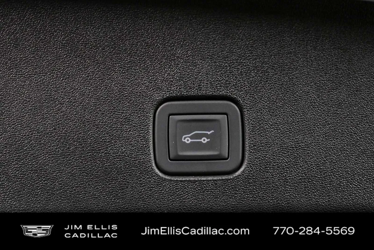 2025 Cadillac OPTIQ Luxury 1 thumbnail 31
