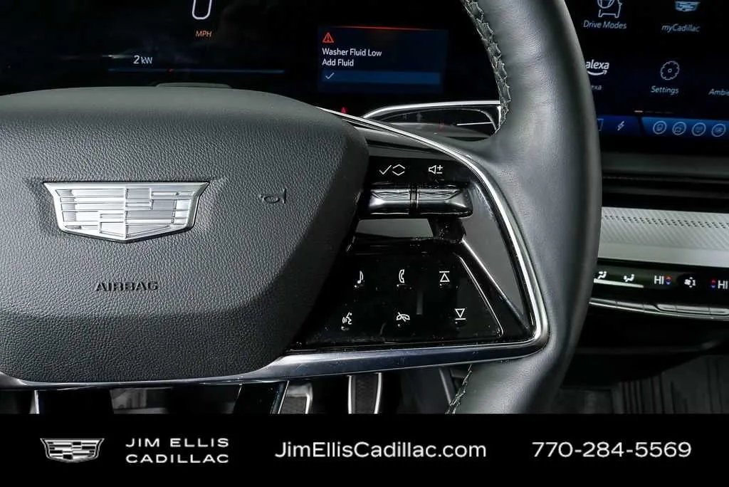 2025 Cadillac OPTIQ Luxury 2 thumbnail 11