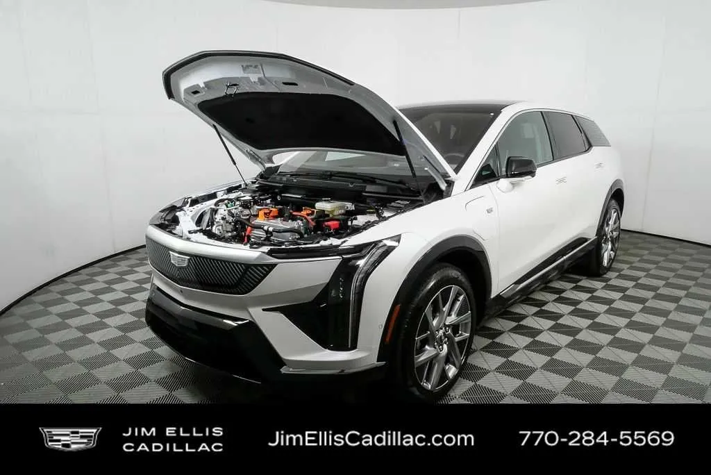 2025 Cadillac OPTIQ Luxury 2 thumbnail 31