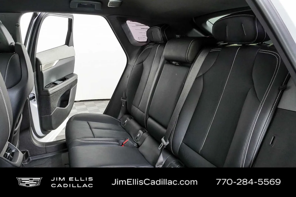 2025 Cadillac OPTIQ Luxury 2 thumbnail 20
