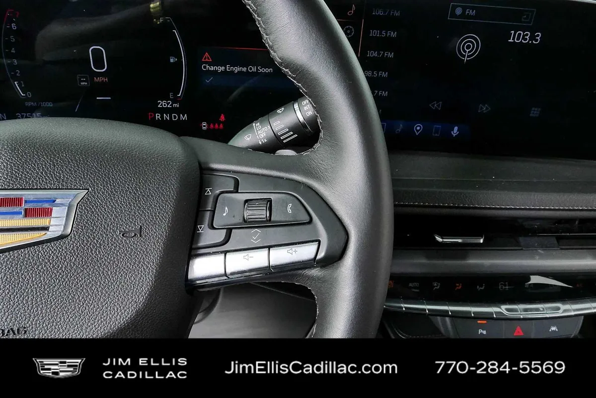 2025 Cadillac XT4 Premium Luxury thumbnail 10