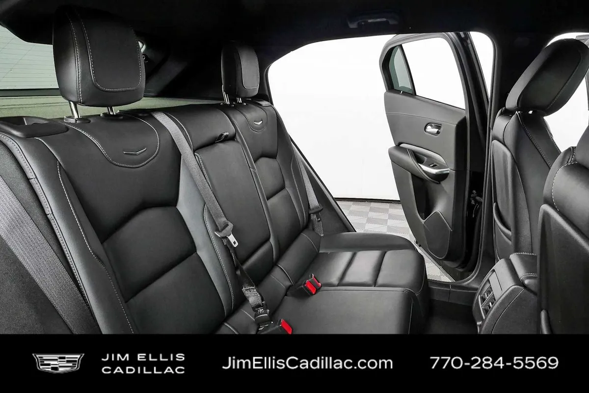 2025 Cadillac XT4 Premium Luxury thumbnail 20