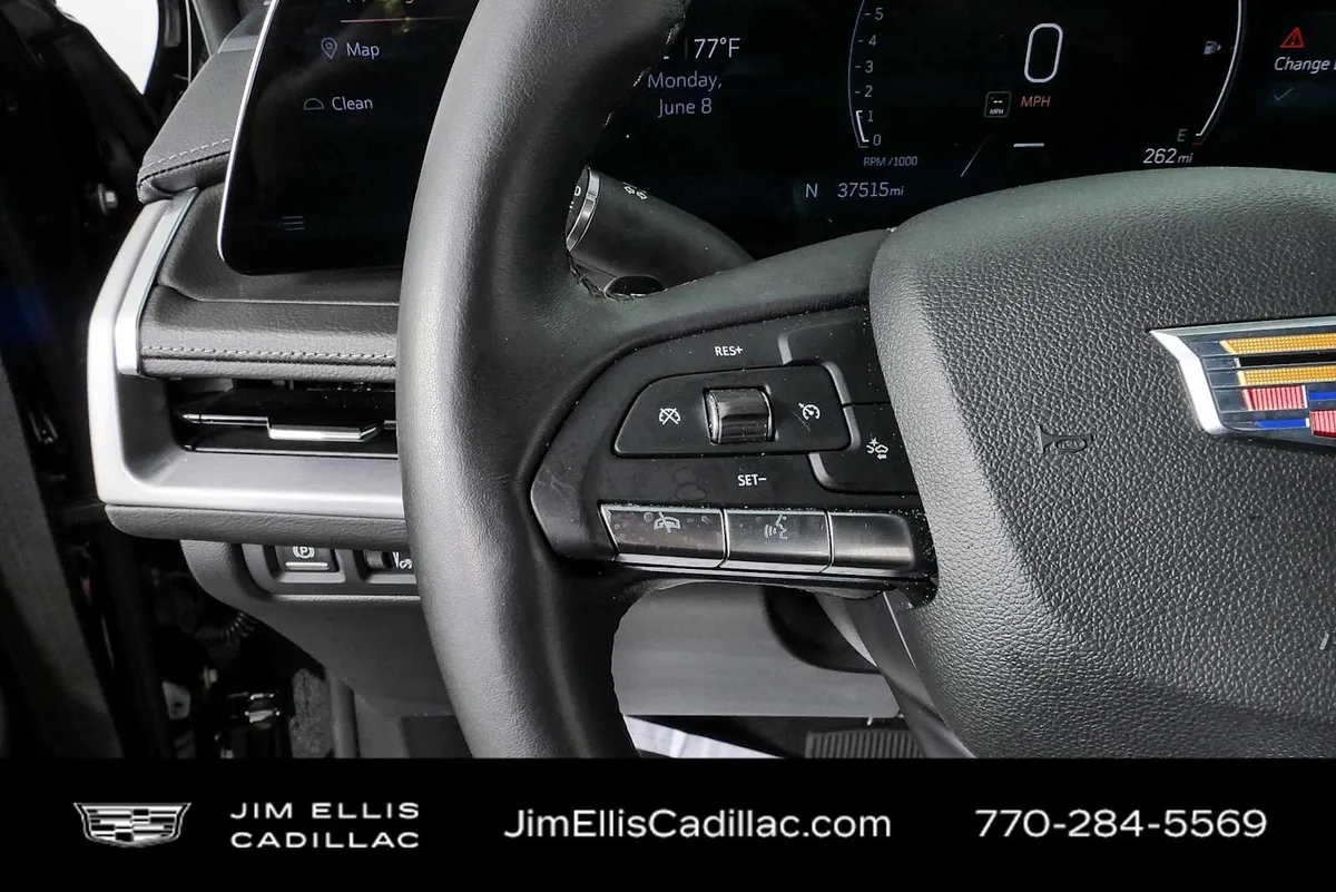 2025 Cadillac XT4 Premium Luxury thumbnail 9