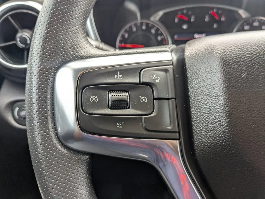 2025 Chevrolet Blazer LT thumbnail 21