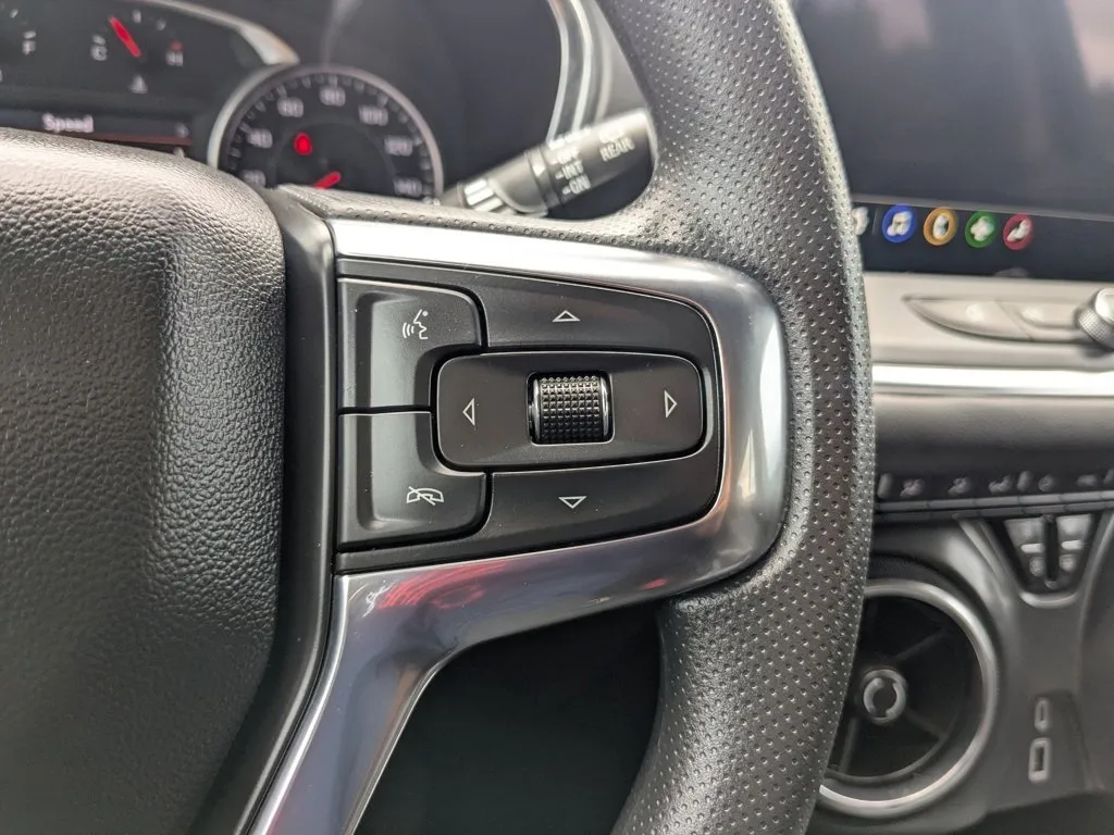 2025 Chevrolet Blazer LT thumbnail 22