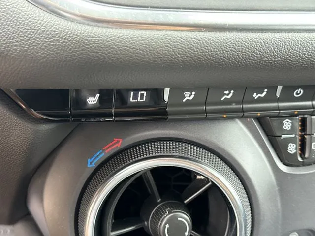 2025 Chevrolet Blazer LT w/2LT thumbnail 29