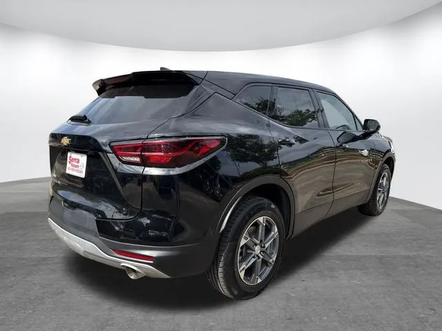 2025 Chevrolet Blazer LT w/2LT thumbnail 6