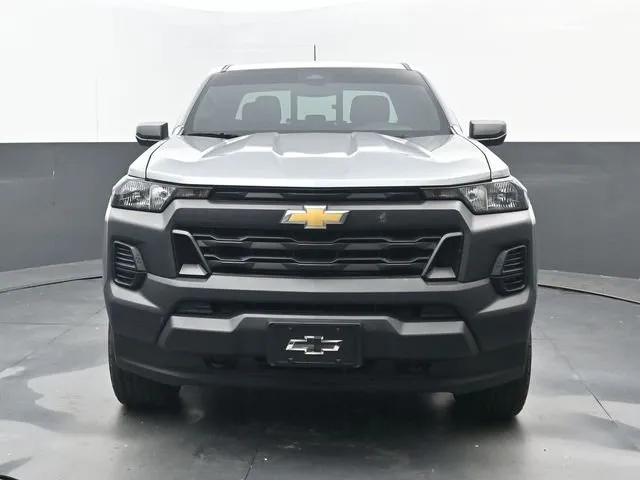 2025 Chevrolet Colorado Work Truck thumbnail 5
