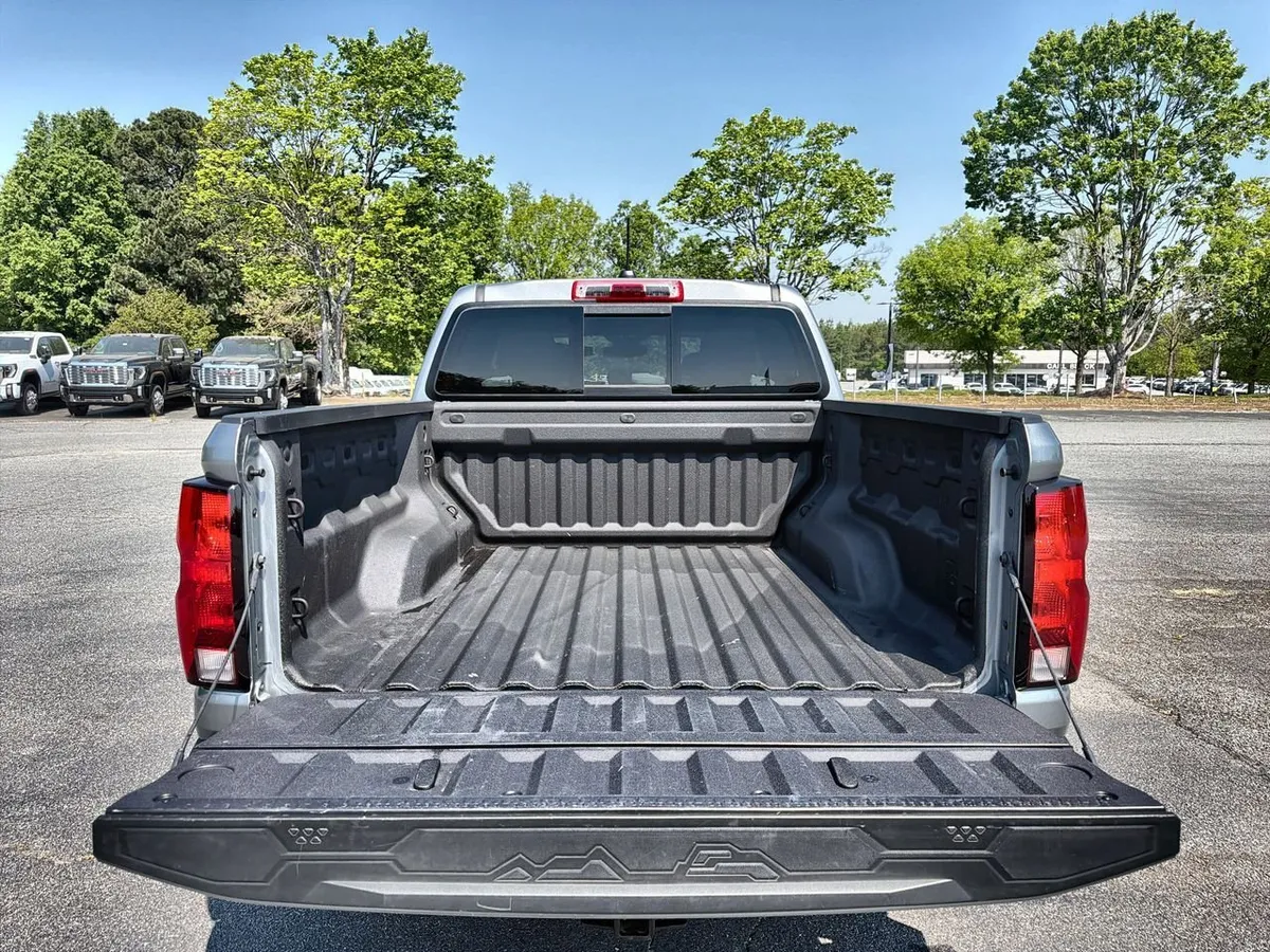 2025 Chevrolet Colorado WT/LT thumbnail 21