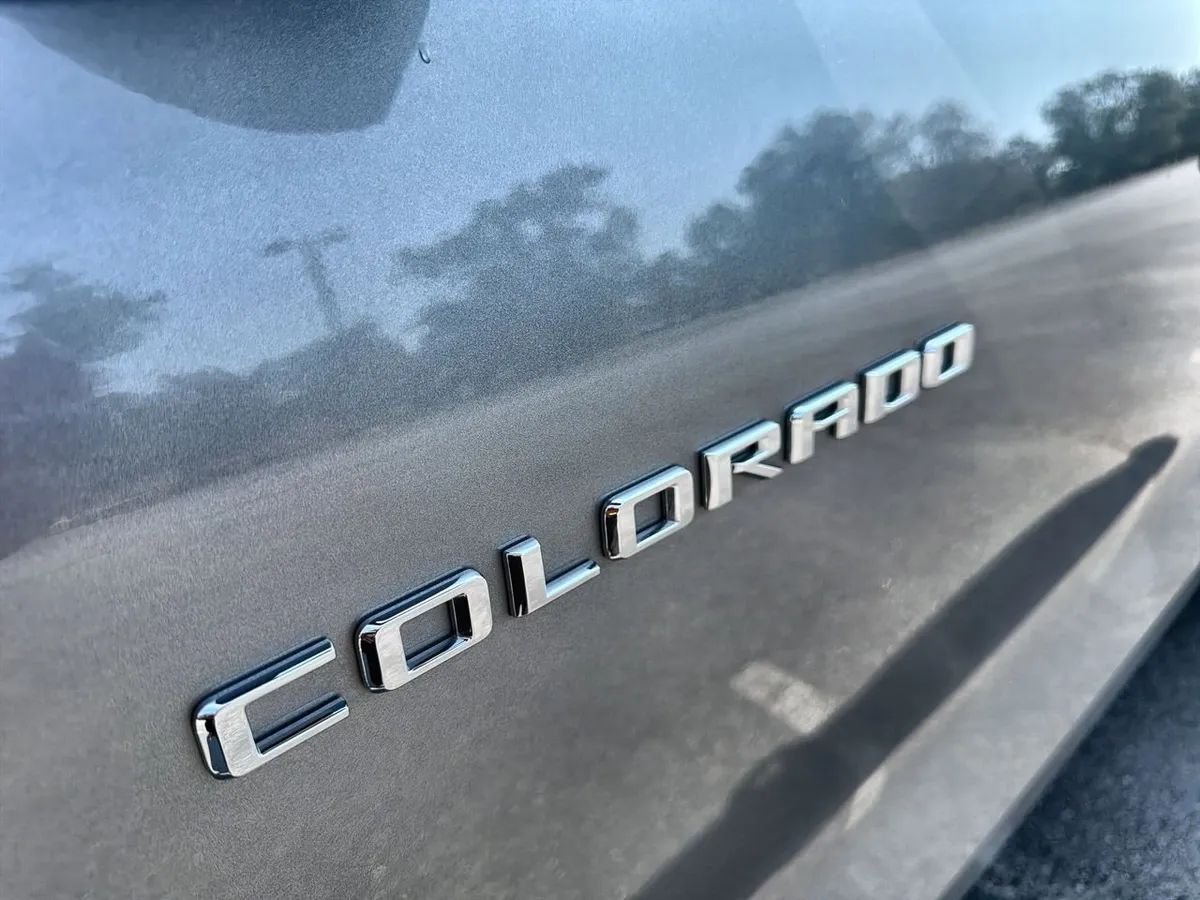 2025 Chevrolet Colorado WT/LT thumbnail 27