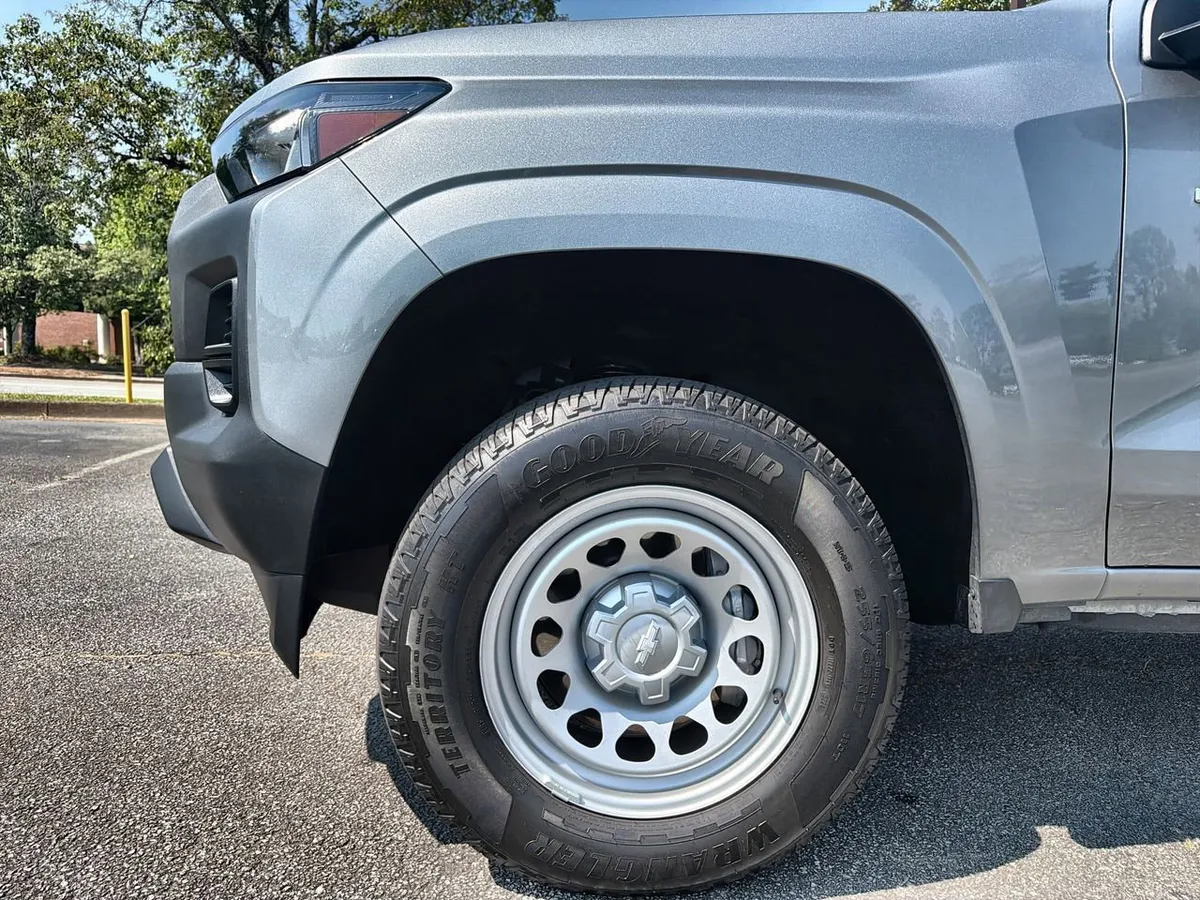 2025 Chevrolet Colorado WT/LT thumbnail 28