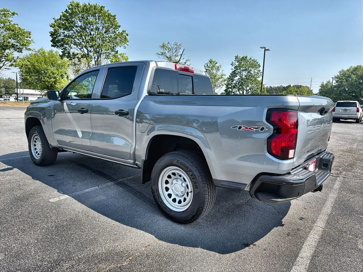 2025 Chevrolet Colorado WT/LT thumbnail 6