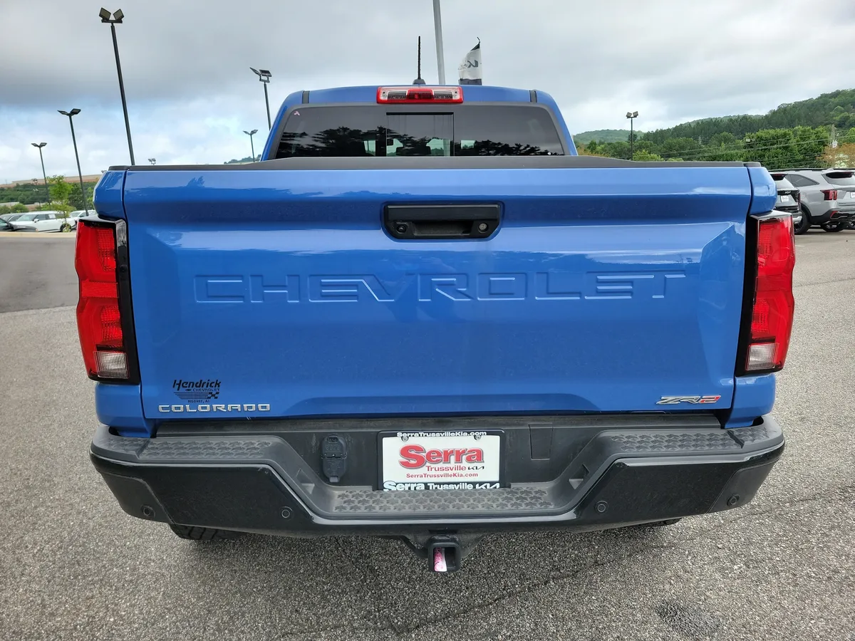 2025 Chevrolet Colorado ZR2 thumbnail 4
