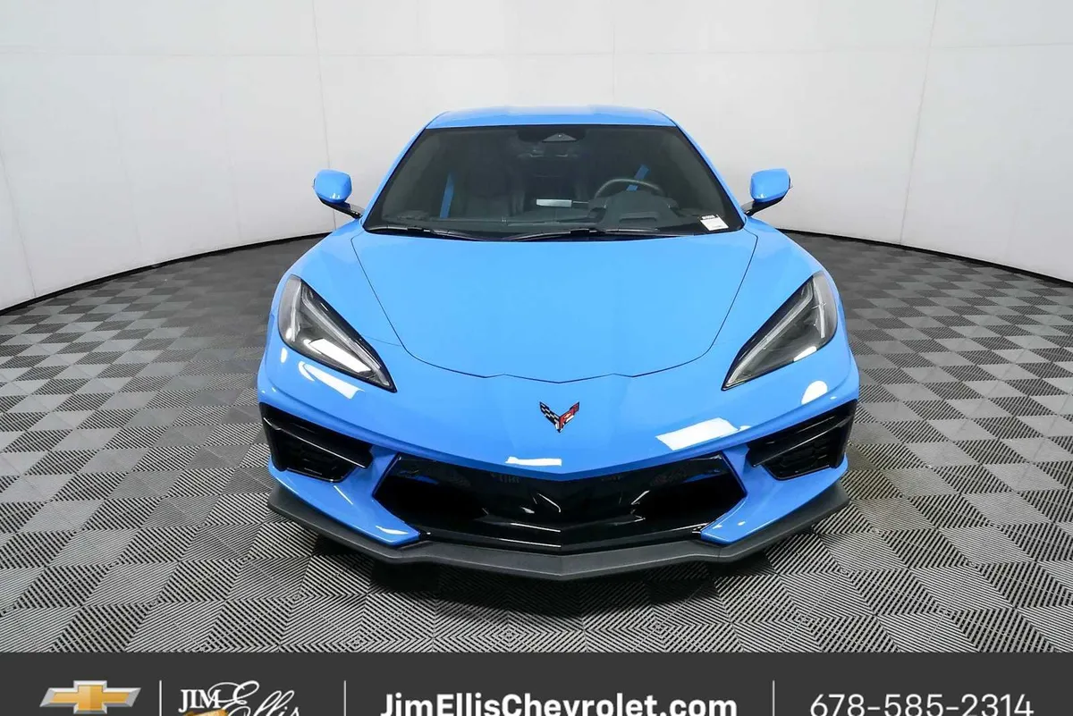 2025 Chevrolet Corvette Stingray 2LT thumbnail 30