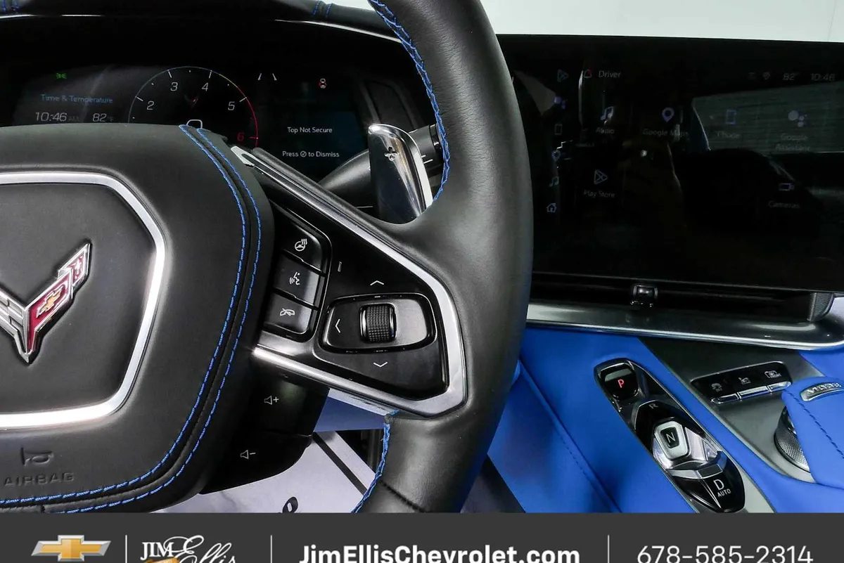 2025 Chevrolet Corvette Stingray 3LT thumbnail 11