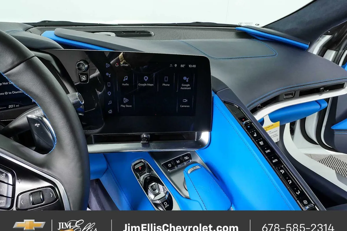 2025 Chevrolet Corvette Stingray 3LT thumbnail 12