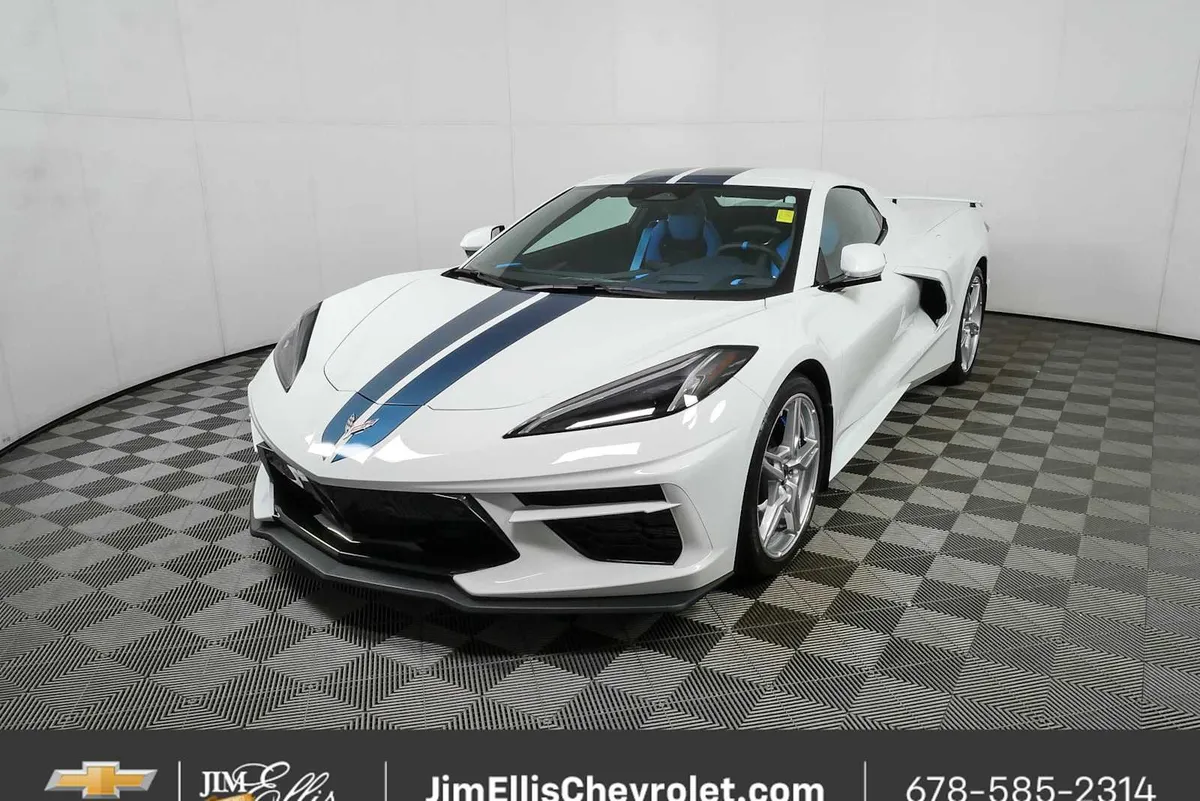 2025 Chevrolet Corvette Stingray 3LT thumbnail 21