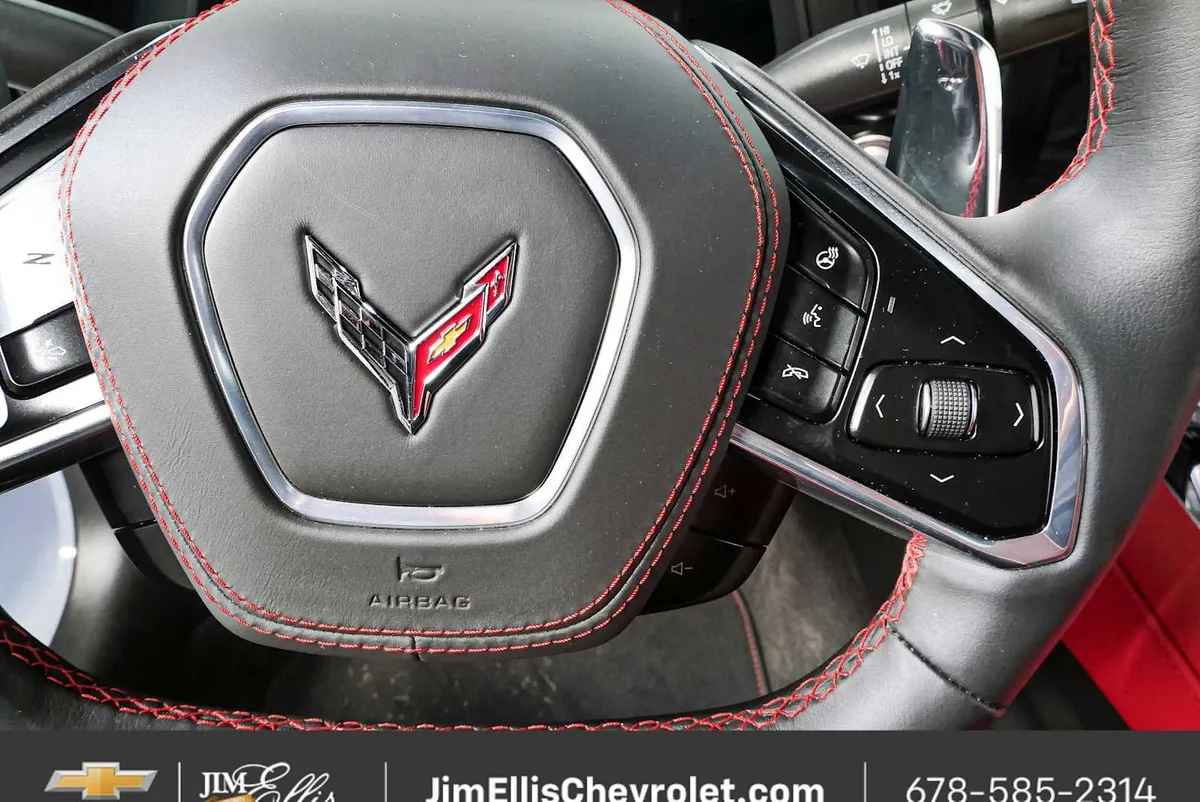 2025 Chevrolet Corvette Z06 2LZ thumbnail 11